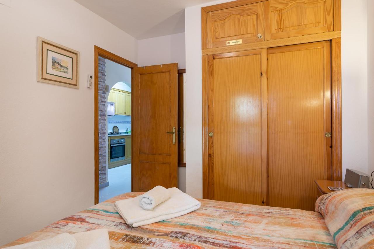 Heads 2 Holiday Homes Apartment Villamartin  Exterior photo